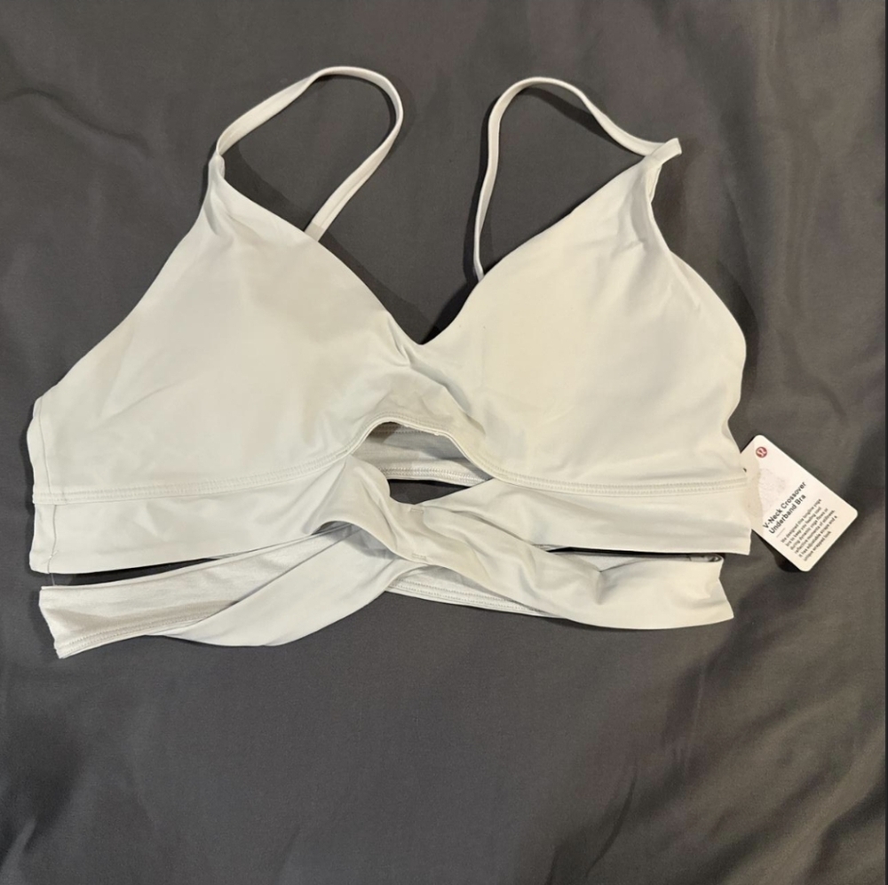 White Lululemon Vneck Crossover Underband Bra